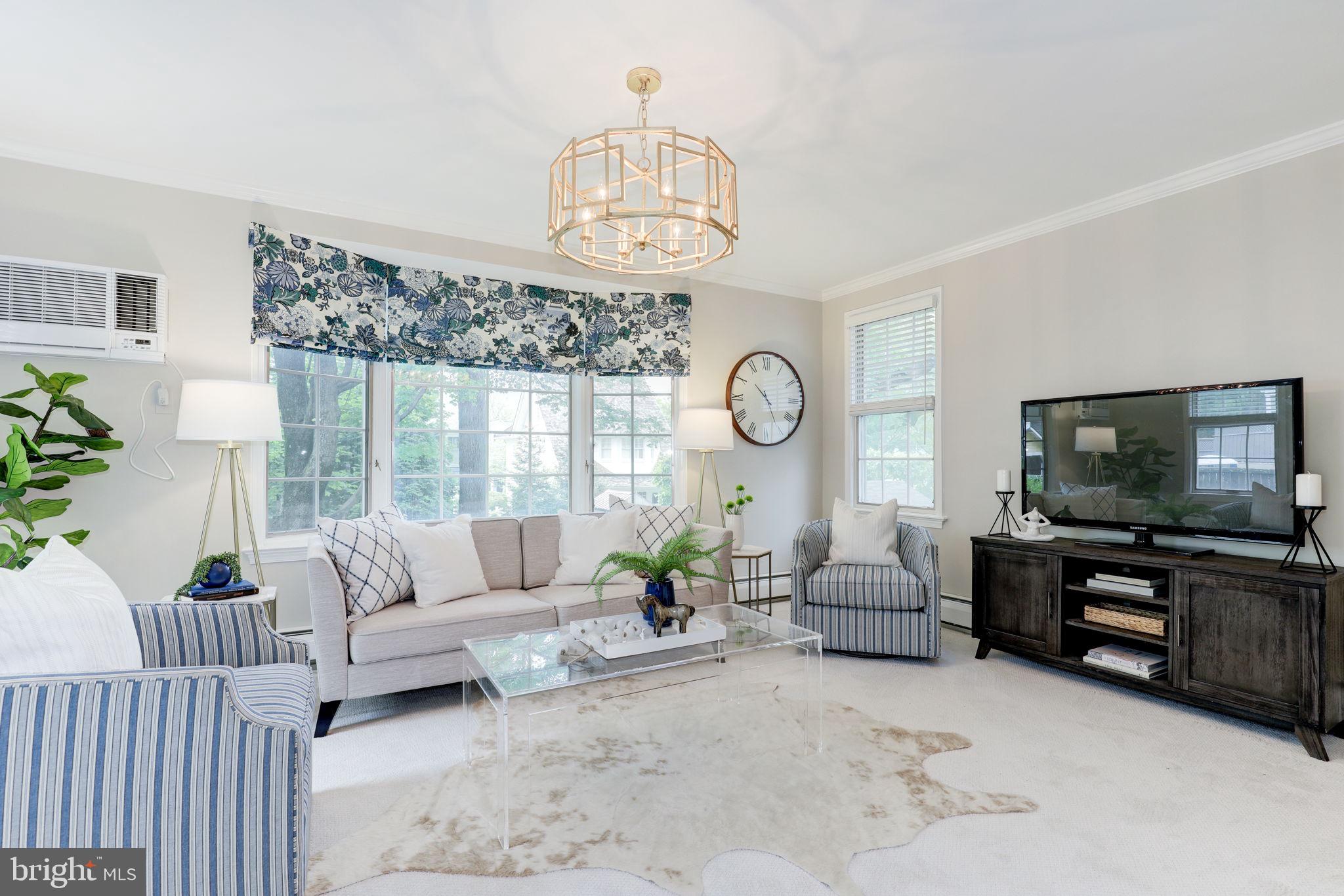 CHEVY CHASE - Residential