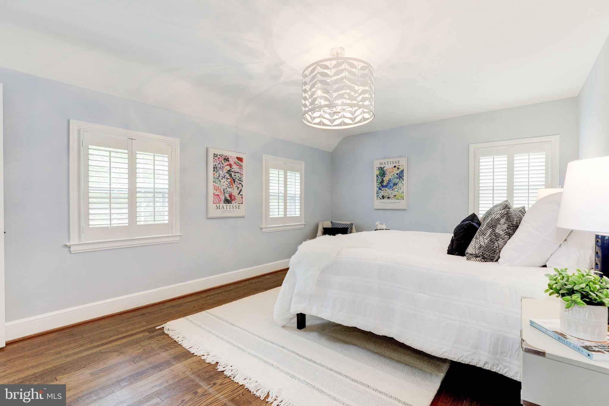 CHEVY CHASE - Residential