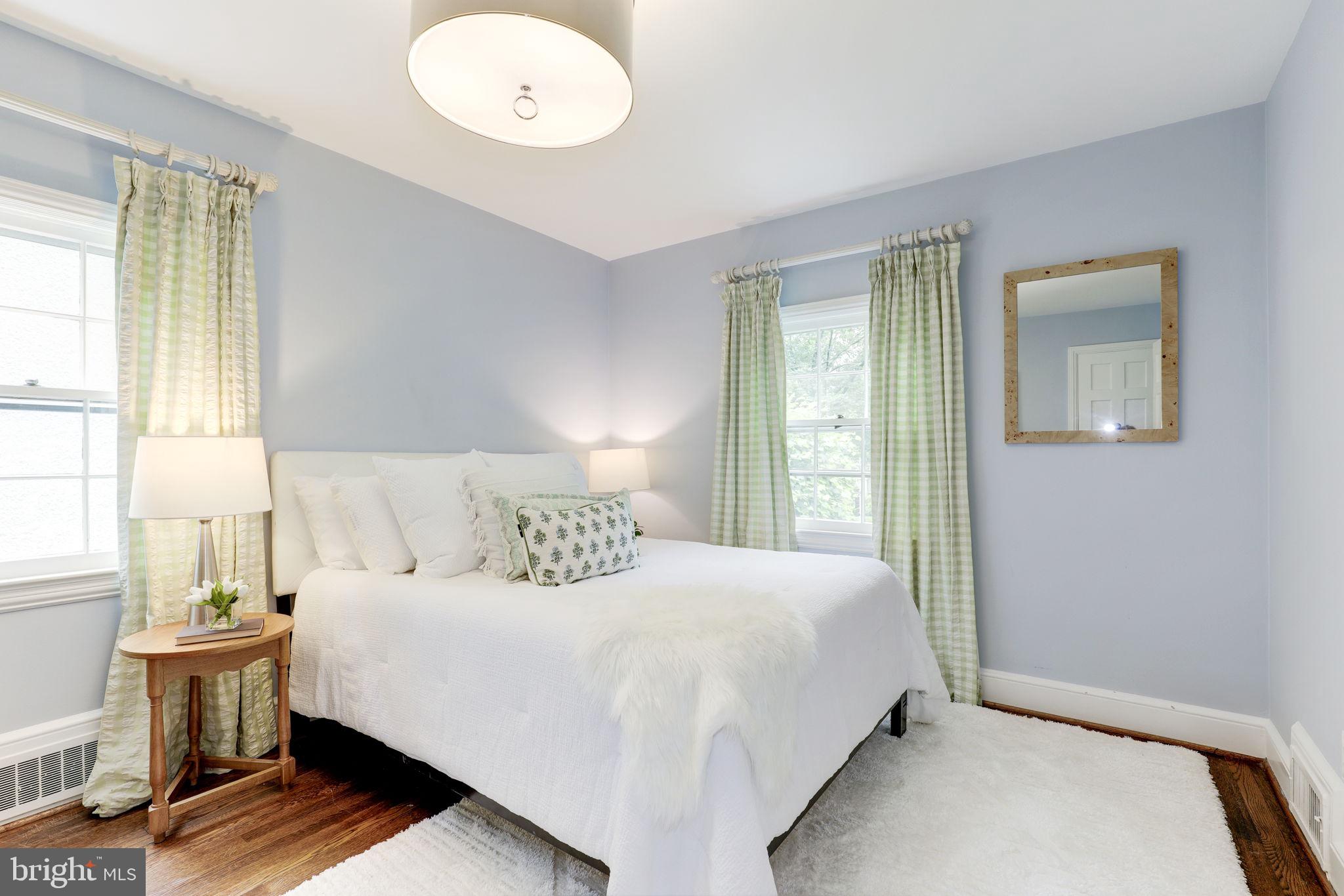 CHEVY CHASE - Residential