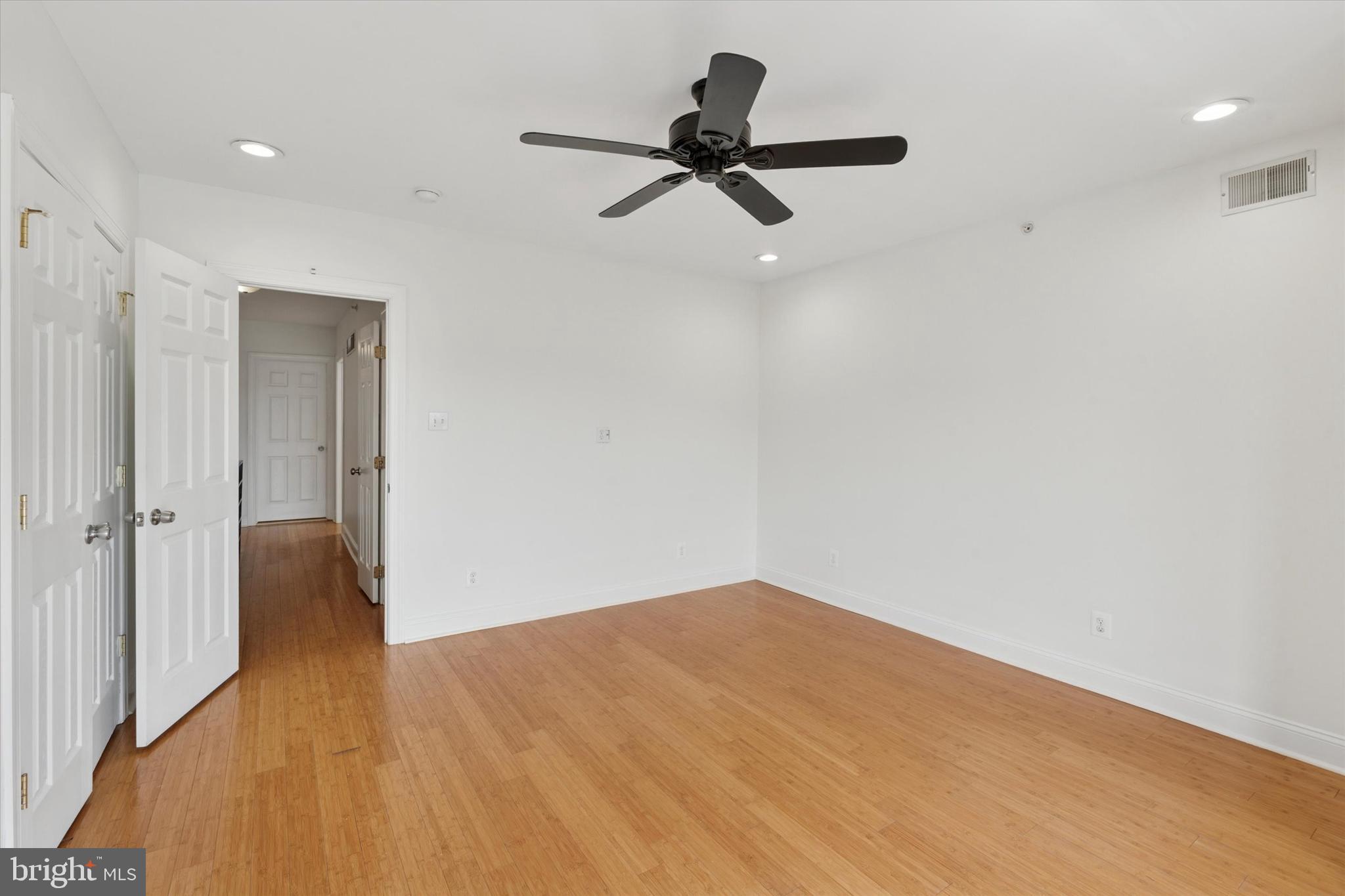 GRADUATE HOSPITAL - Residential Lease