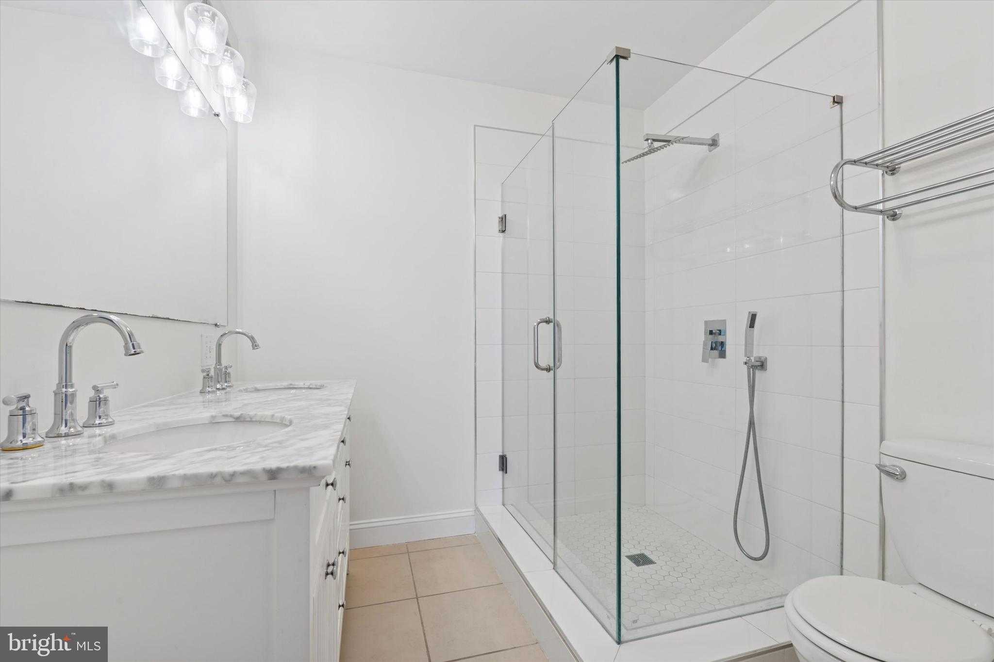 GRADUATE HOSPITAL - Residential Lease