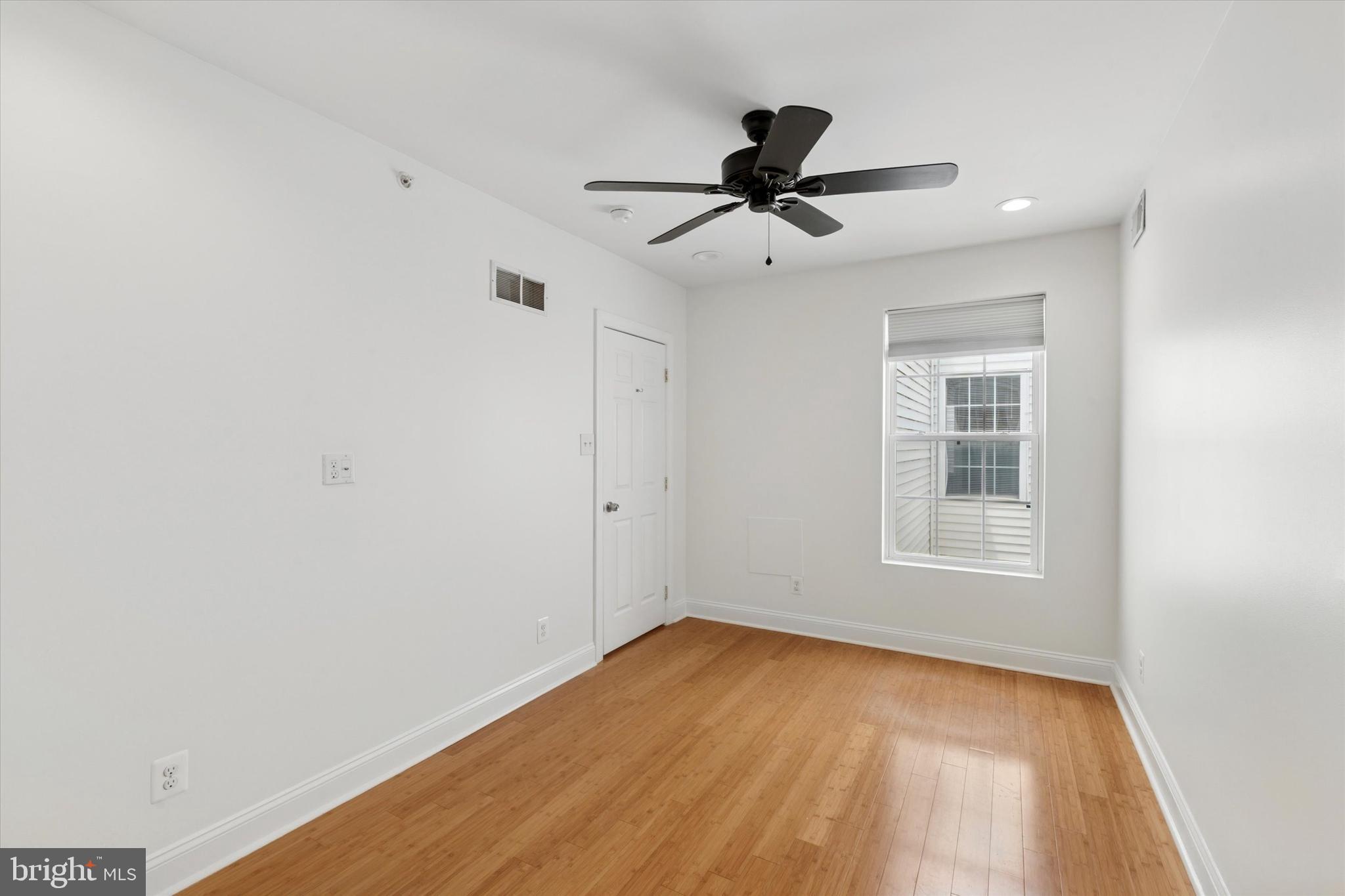 GRADUATE HOSPITAL - Residential Lease