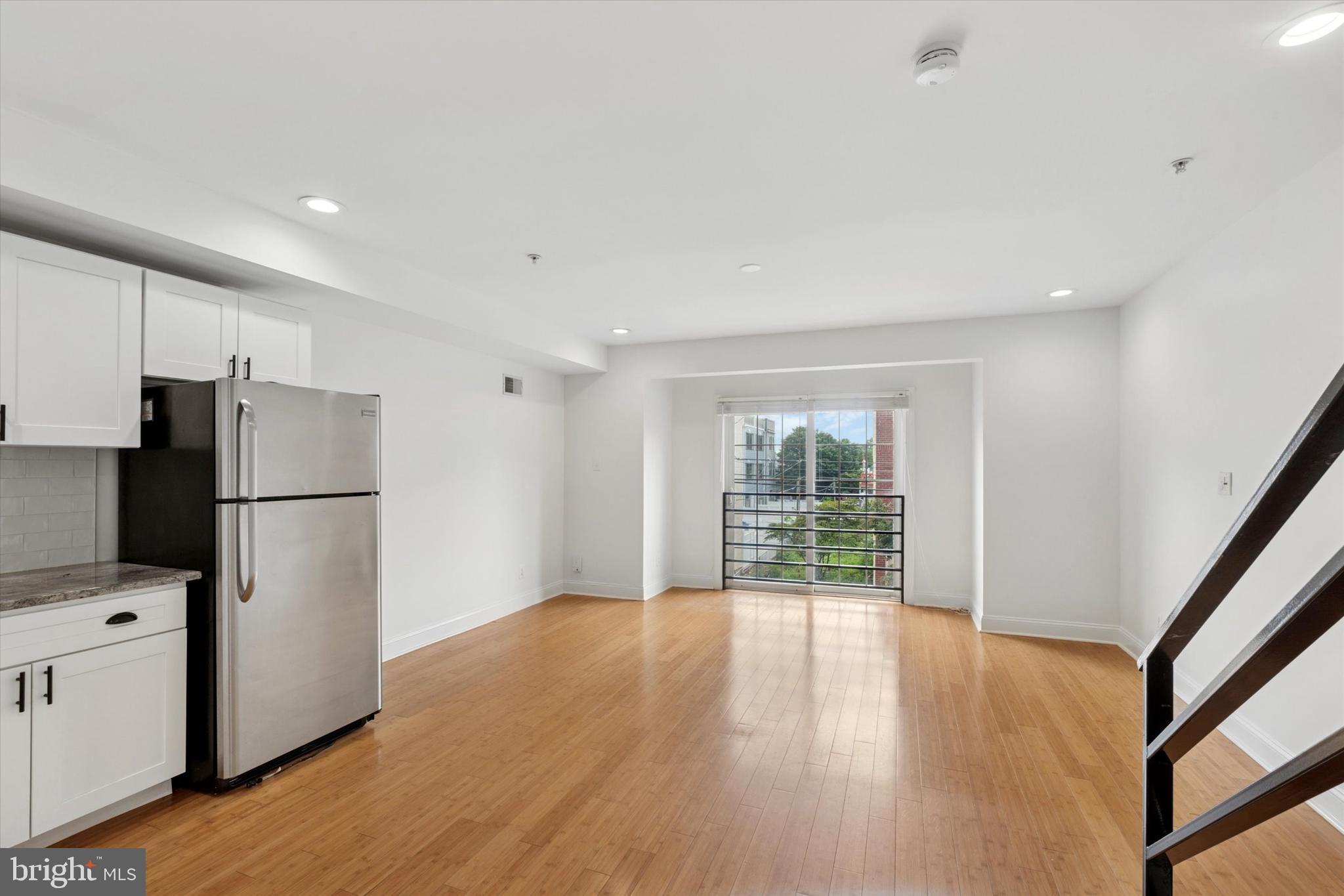 GRADUATE HOSPITAL - Residential Lease