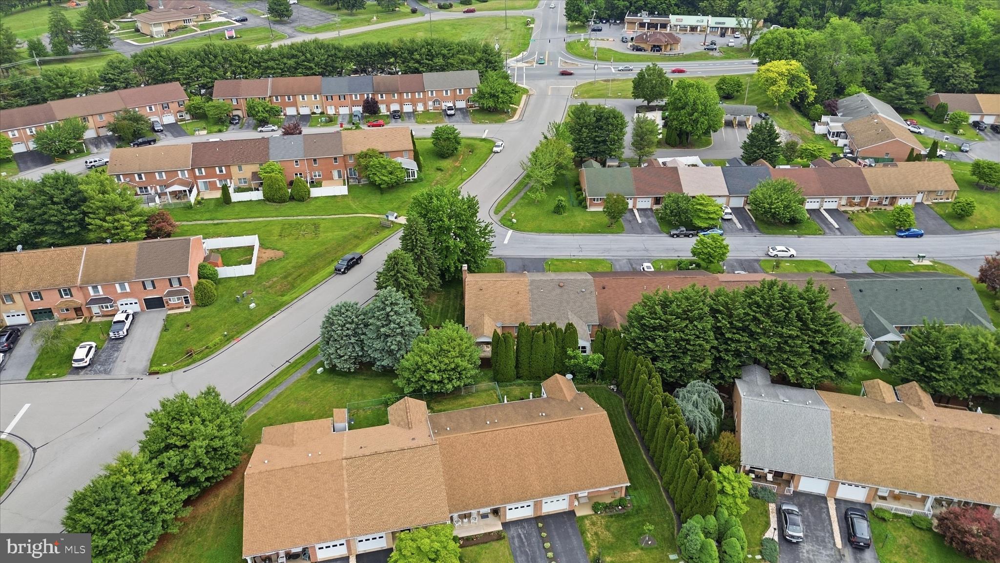 TOWNE OAK VILLAGE - Residential