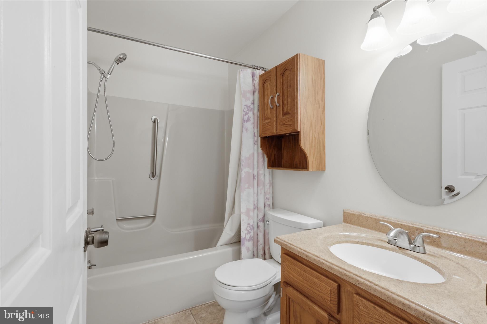 TOWNE OAK VILLAGE - Residential