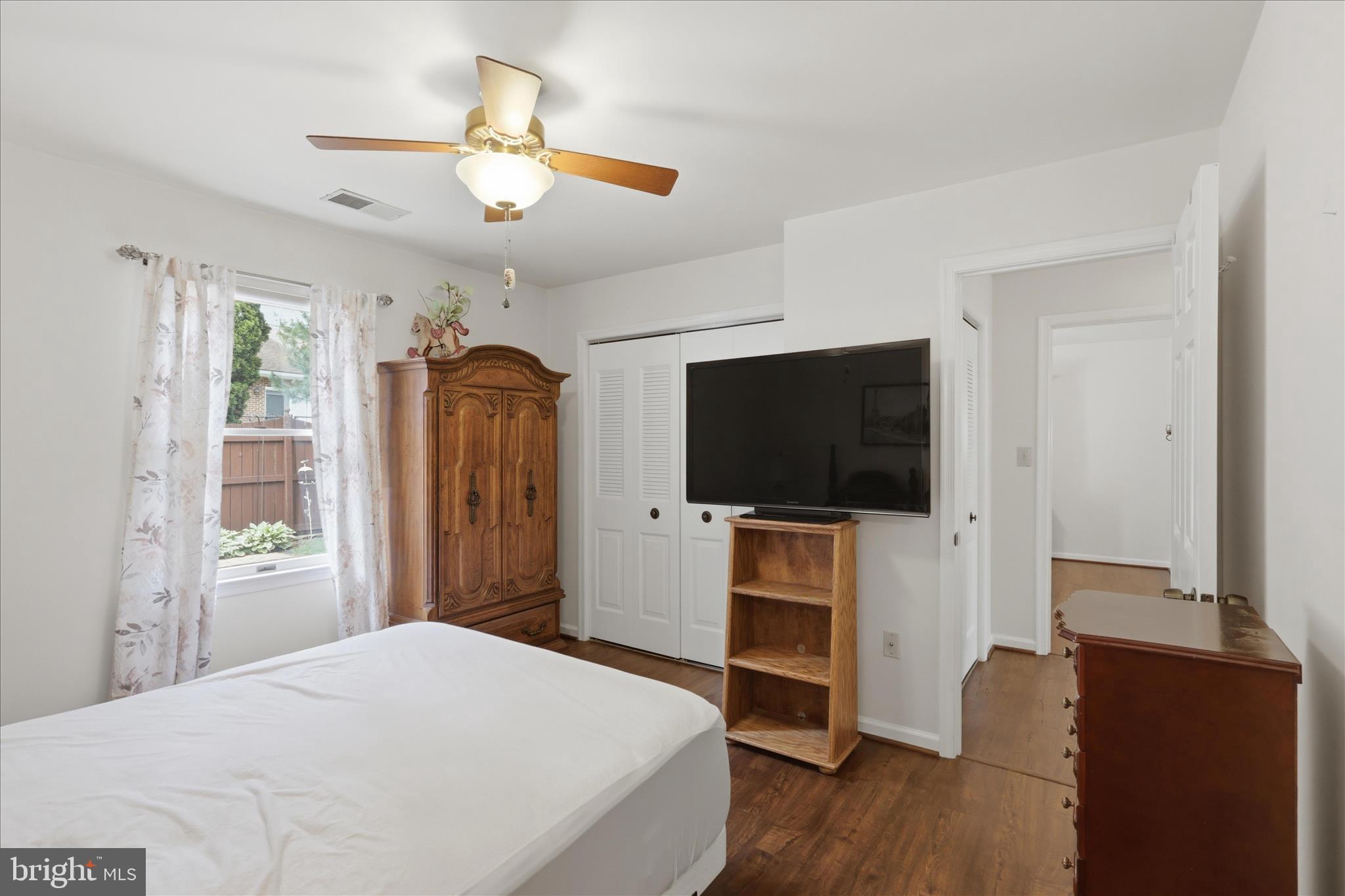 TOWNE OAK VILLAGE - Residential