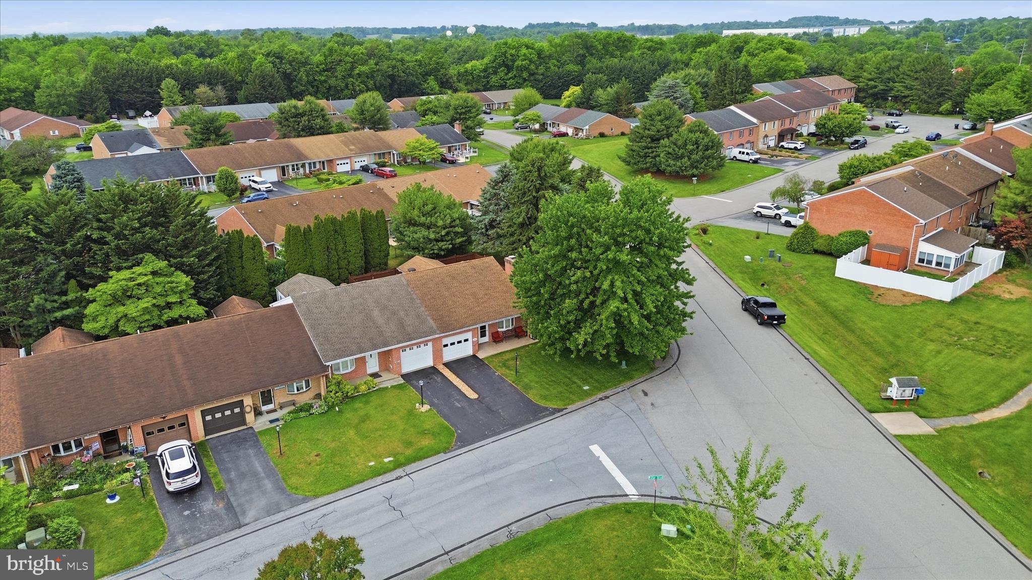 TOWNE OAK VILLAGE - Residential