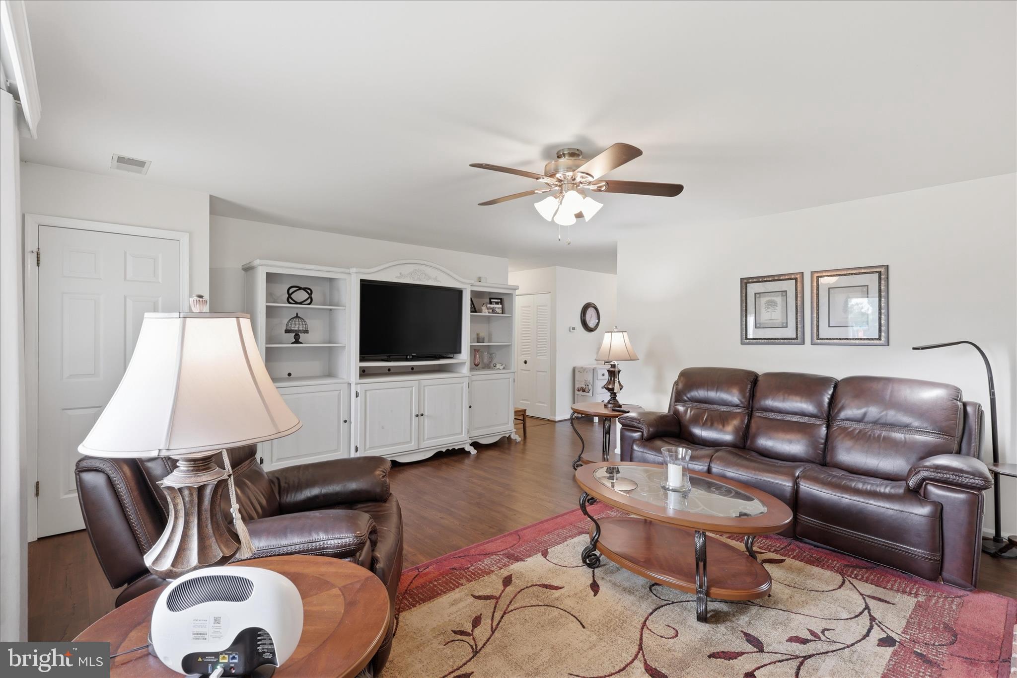 TOWNE OAK VILLAGE - Residential
