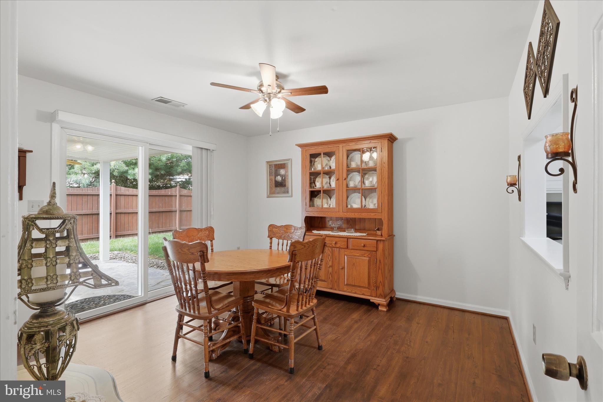 TOWNE OAK VILLAGE - Residential