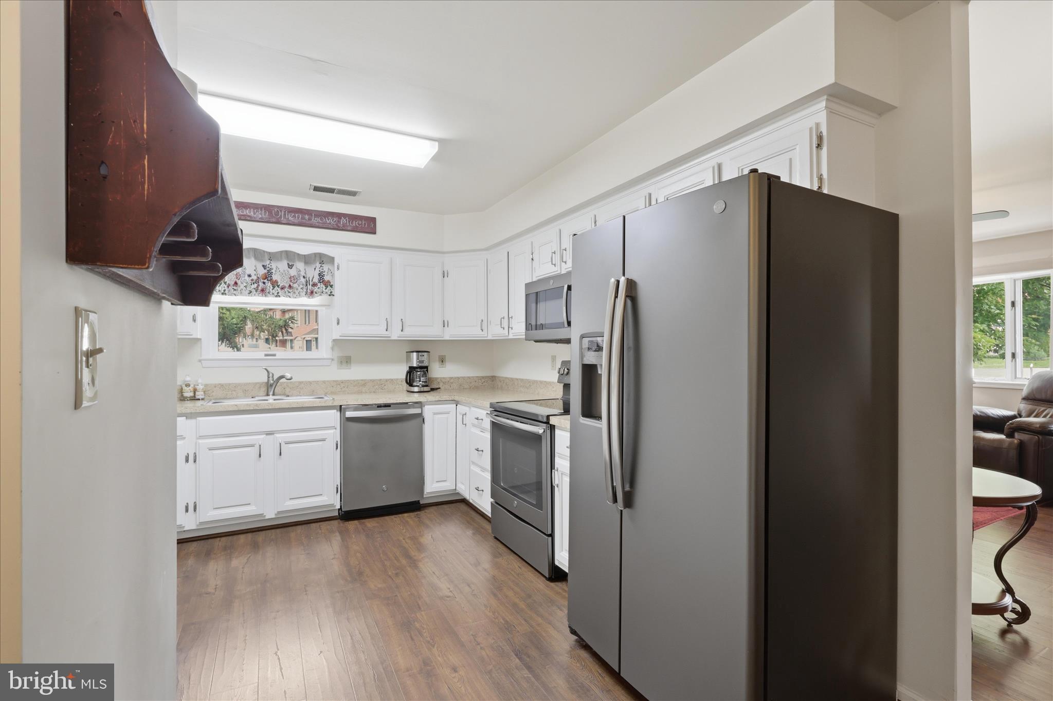 TOWNE OAK VILLAGE - Residential