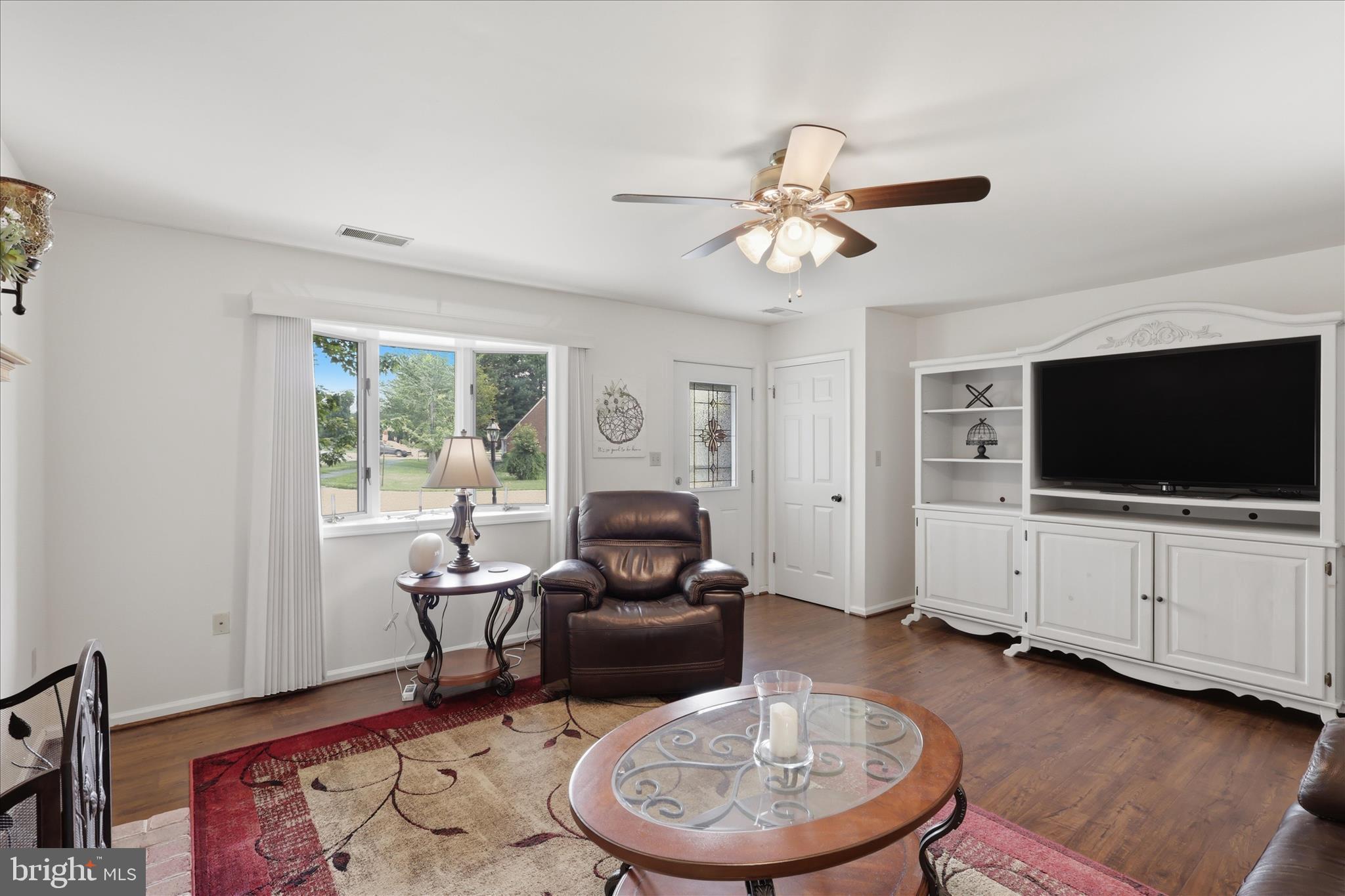 TOWNE OAK VILLAGE - Residential