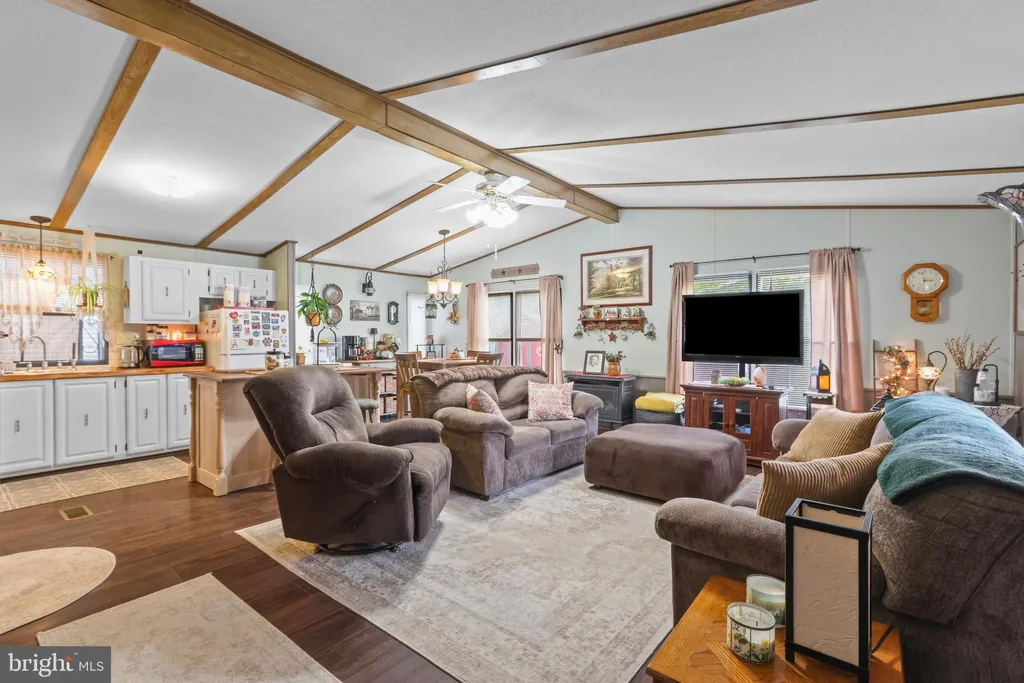 Additional image 6 of 17 Valley View Drive, Bath, PA 18014