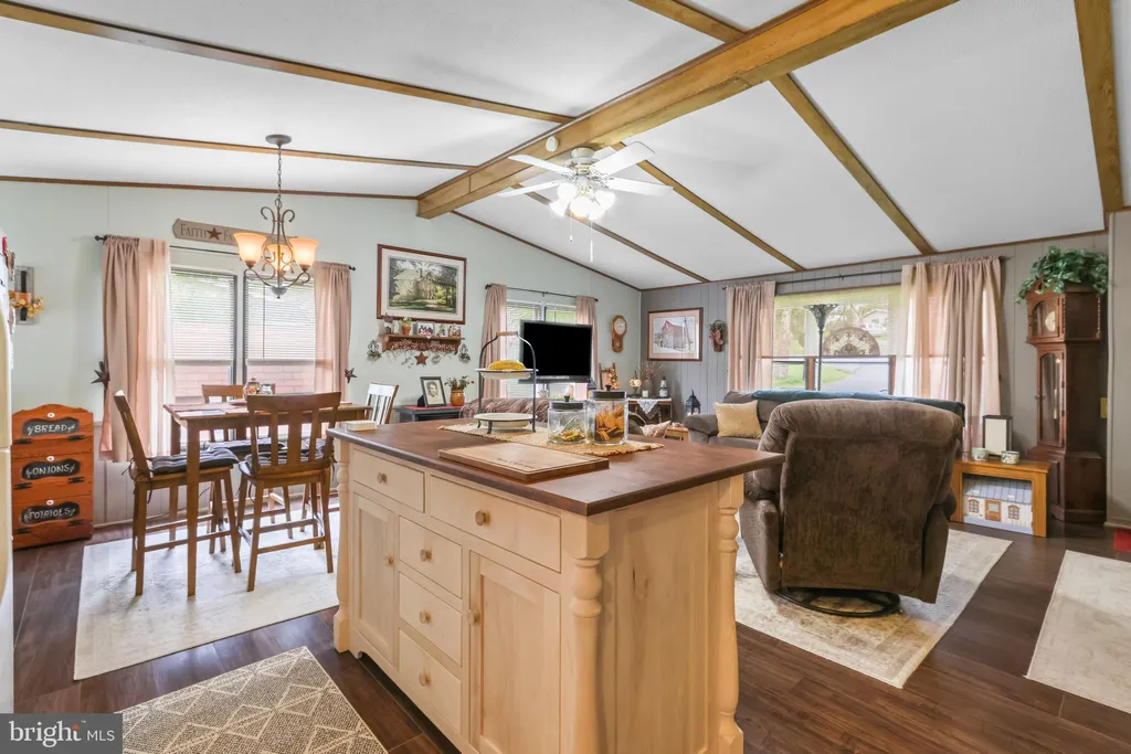 Additional image 11 of 17 Valley View Drive, Bath, PA 18014