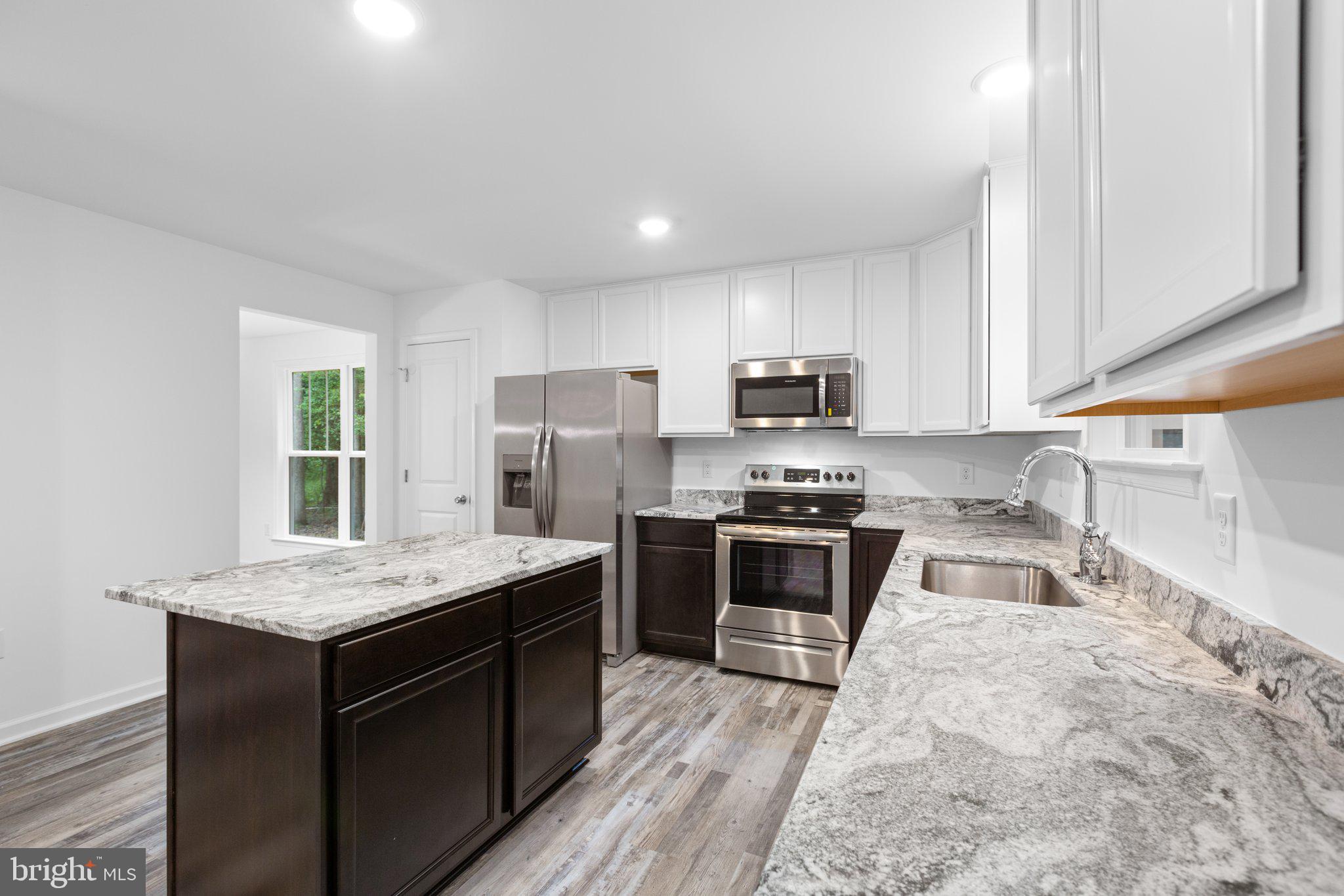 PLACID BAY ESTATES - Residential