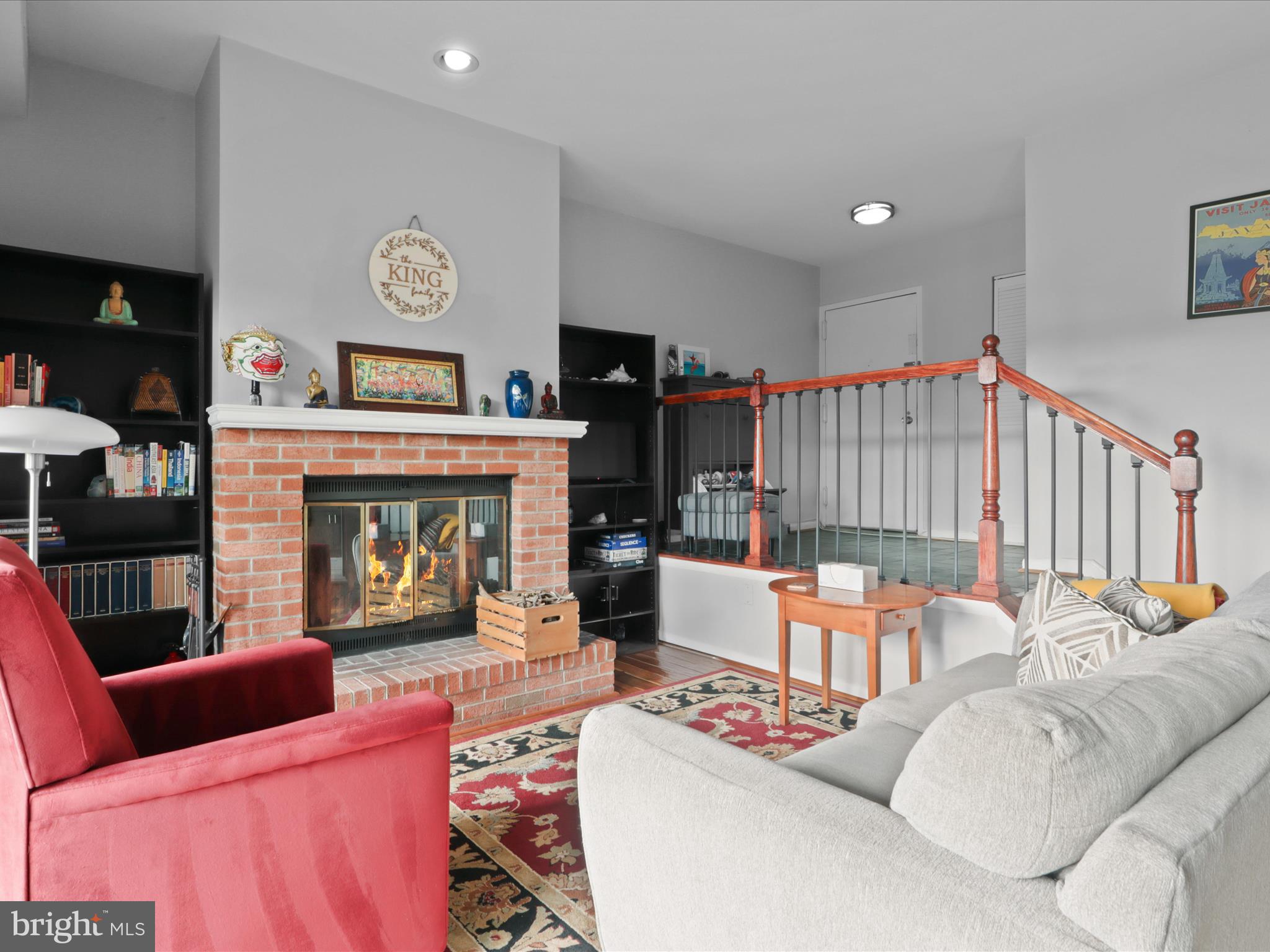 120 ROBERTS LANE 400