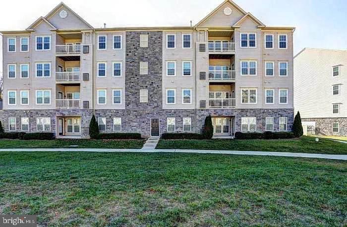 WYNDHOLME WOODS - Residential