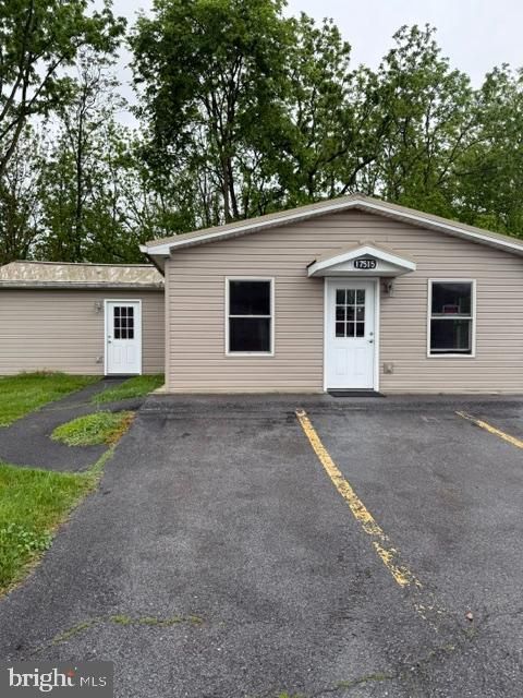 Homes For Rent - 17515 Bruno Ln Ln<br/> HAGERSTOWN, MD 21740