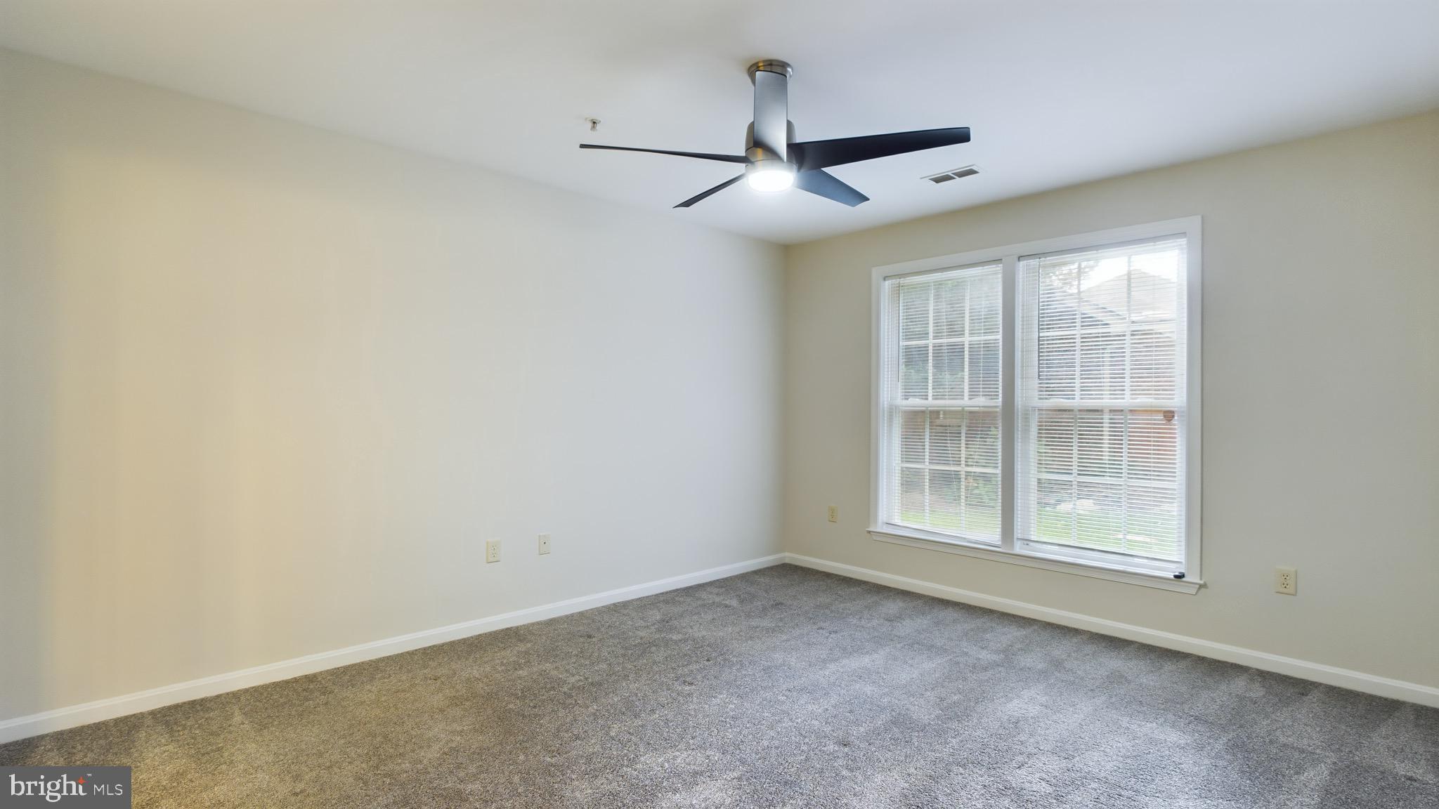 DREAMERS COVE - Residential