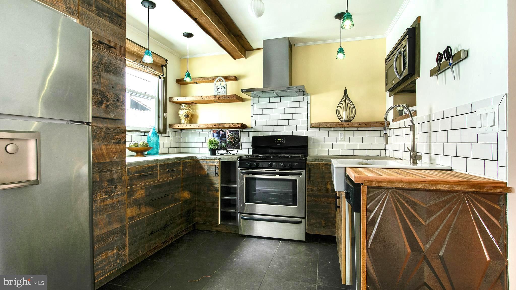 PASSYUNK SQUARE - Residential