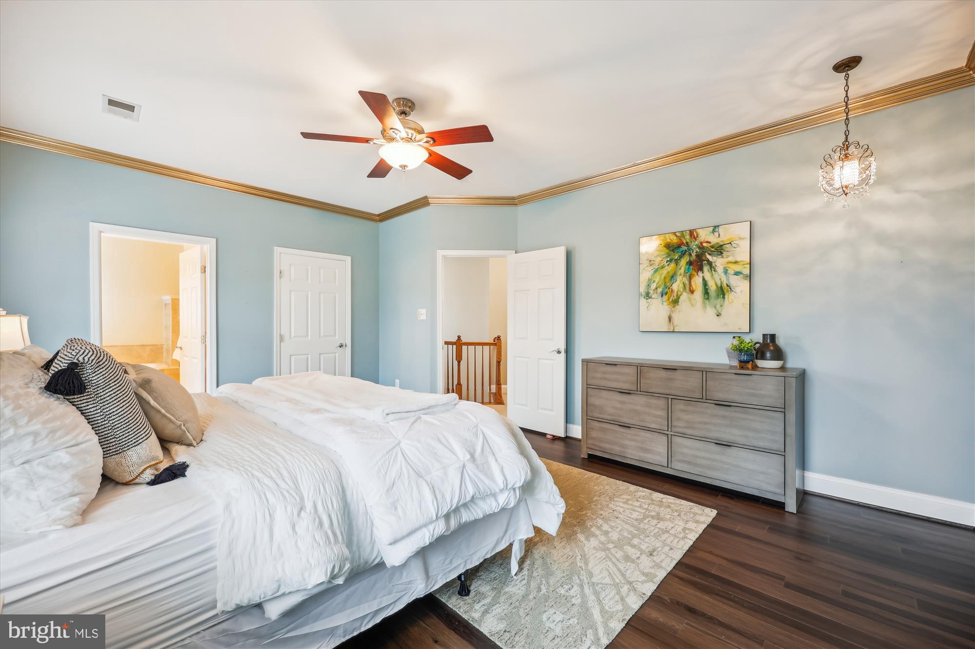 KINGS CROSSING - Residential