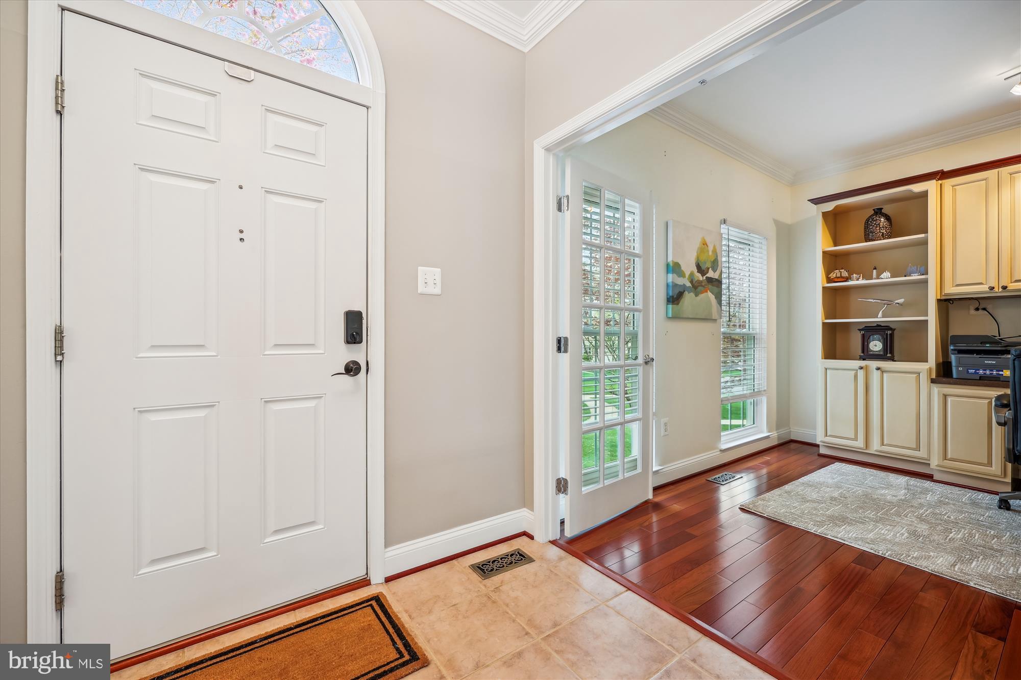 KINGS CROSSING - Residential