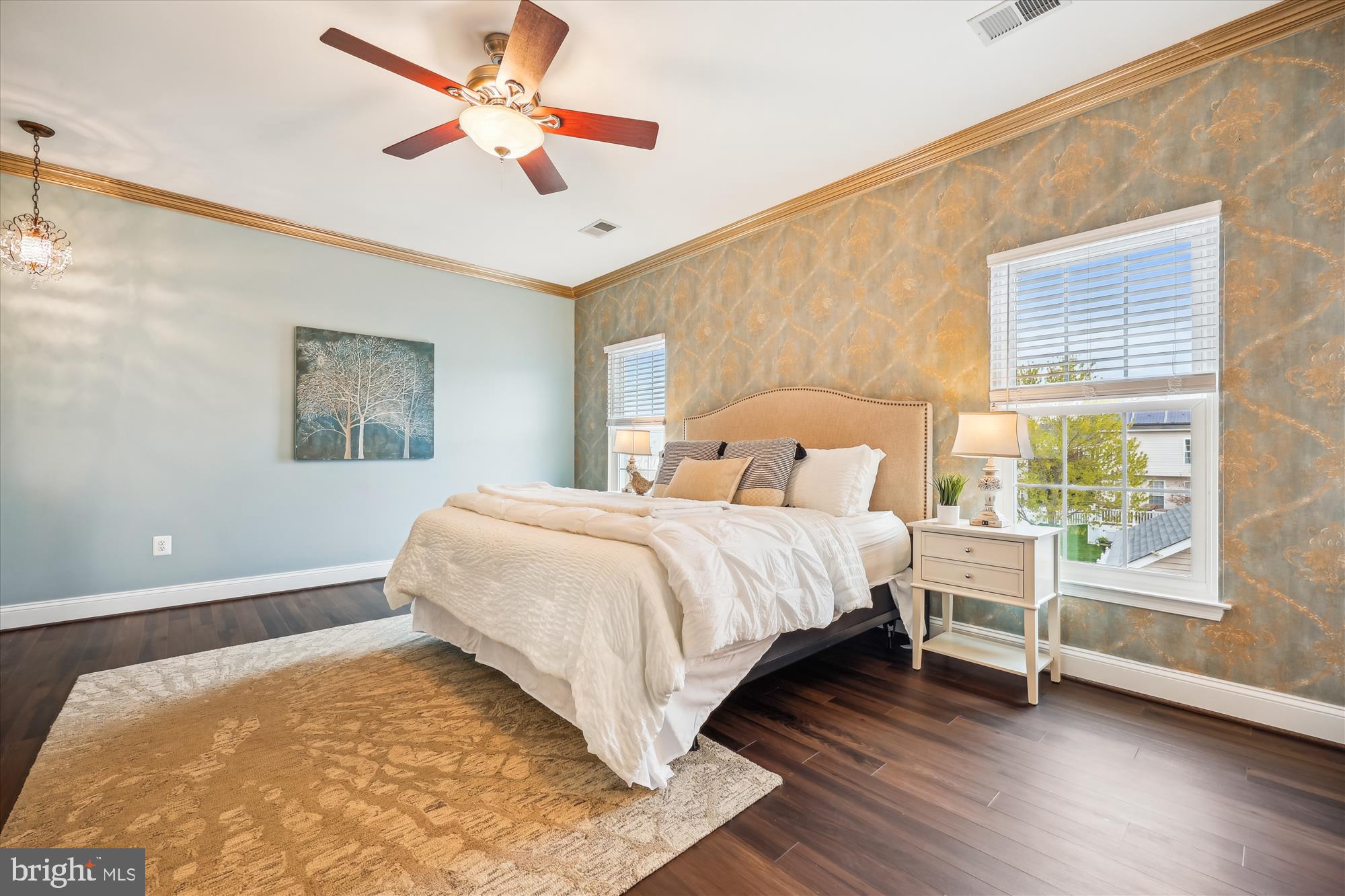 KINGS CROSSING - Residential