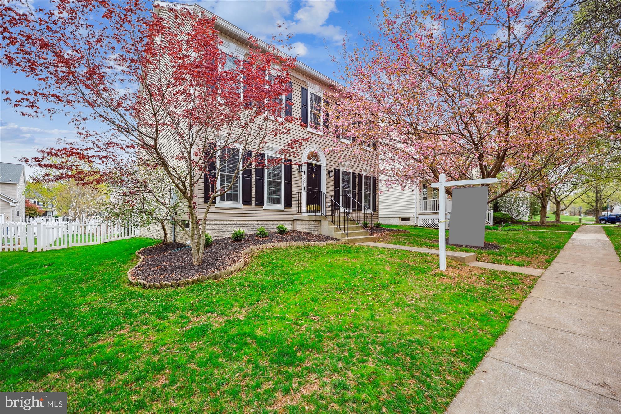 KINGS CROSSING - Residential