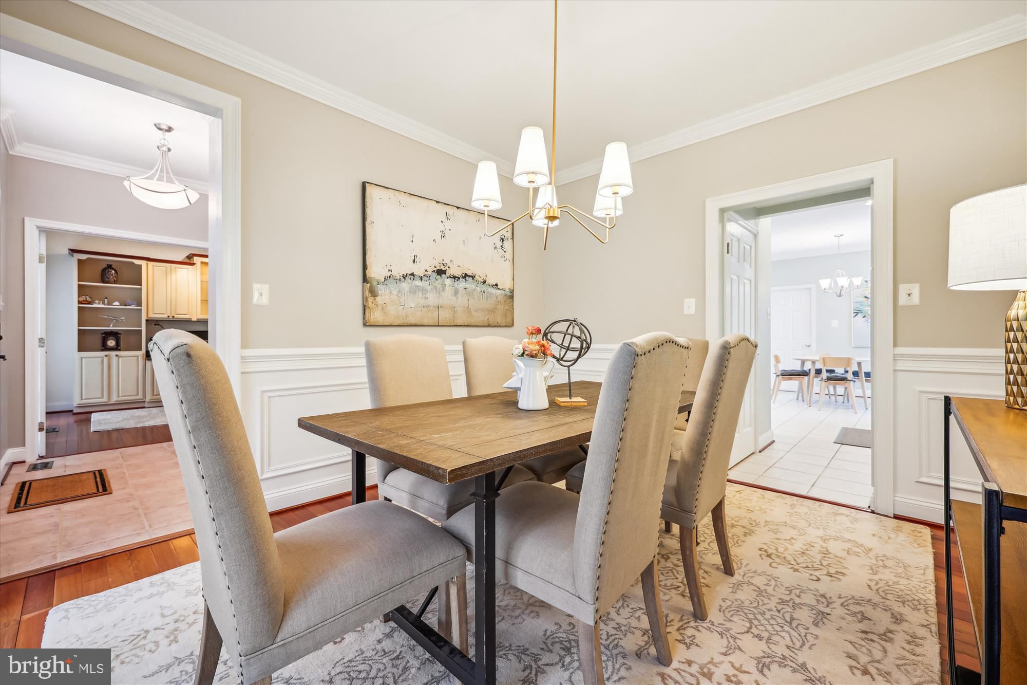 KINGS CROSSING - Residential