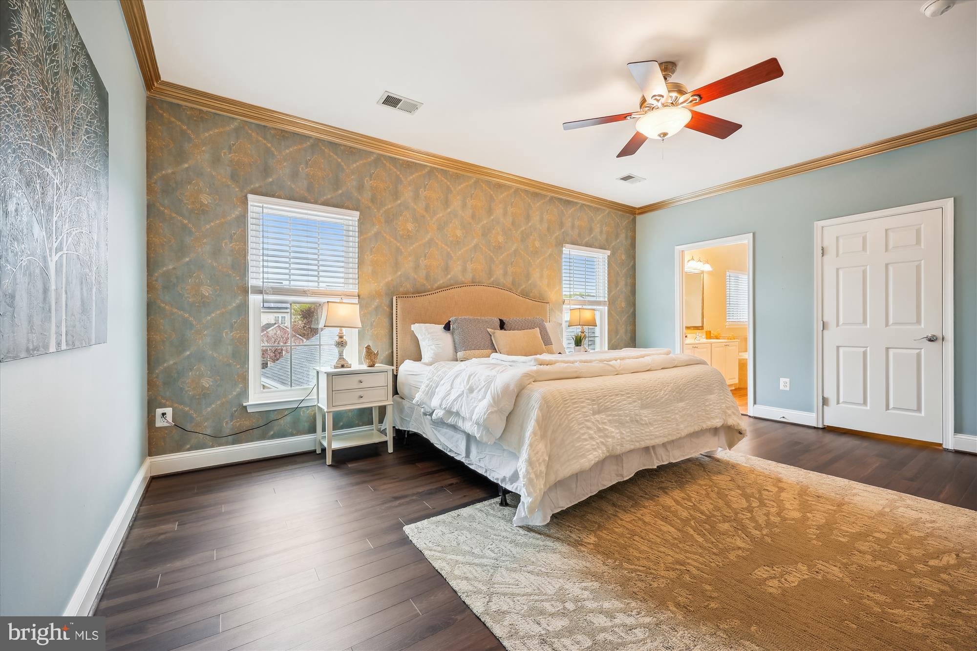 KINGS CROSSING - Residential