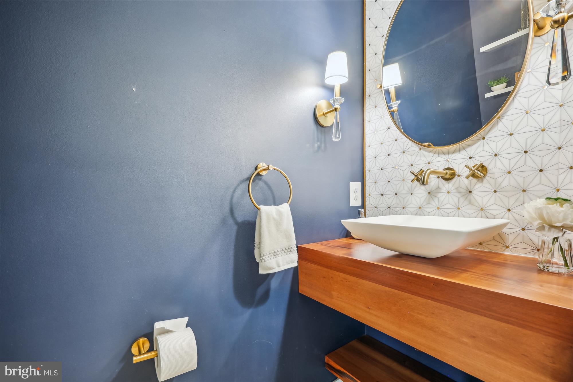 KINGS CROSSING - Residential