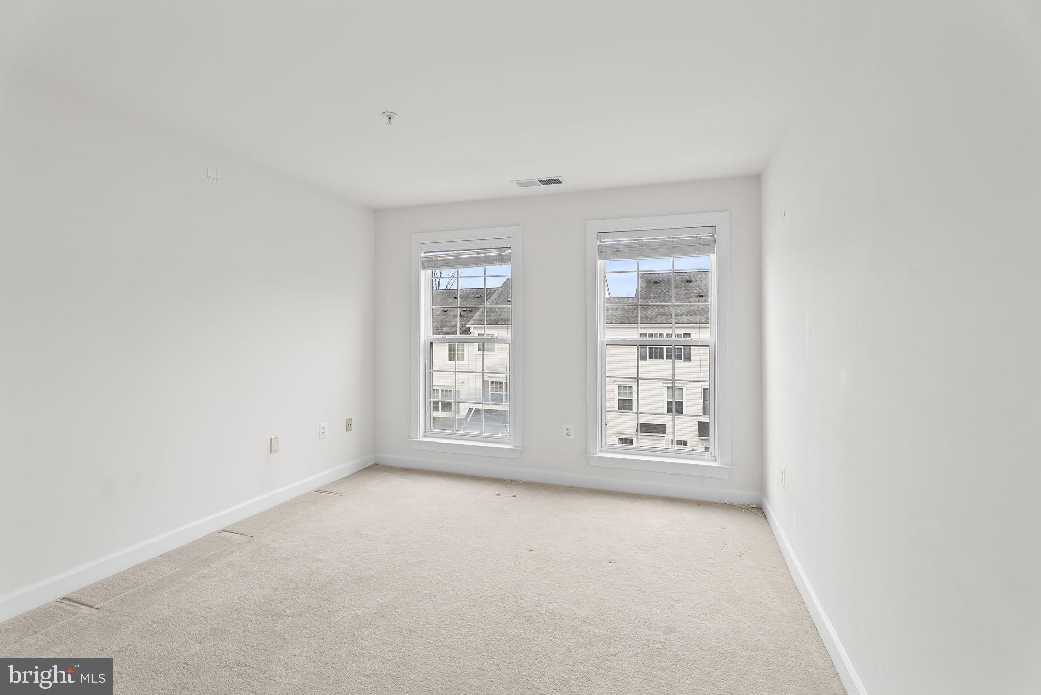 CARRIAGES AT RUSSETT - Residential