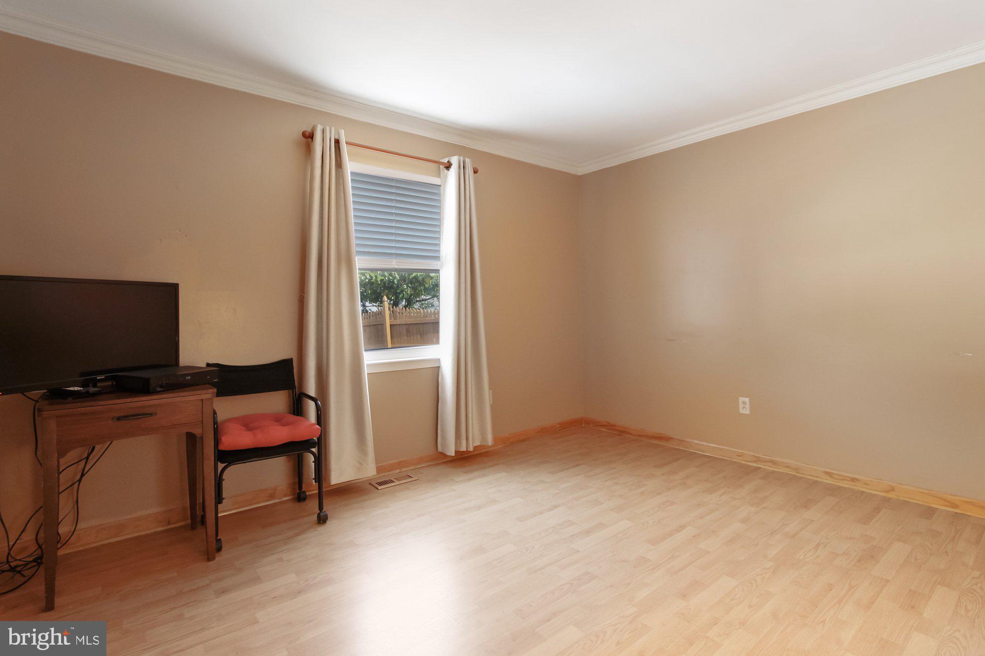 VILLAGE OF HICKORY HOLLOW - Residential