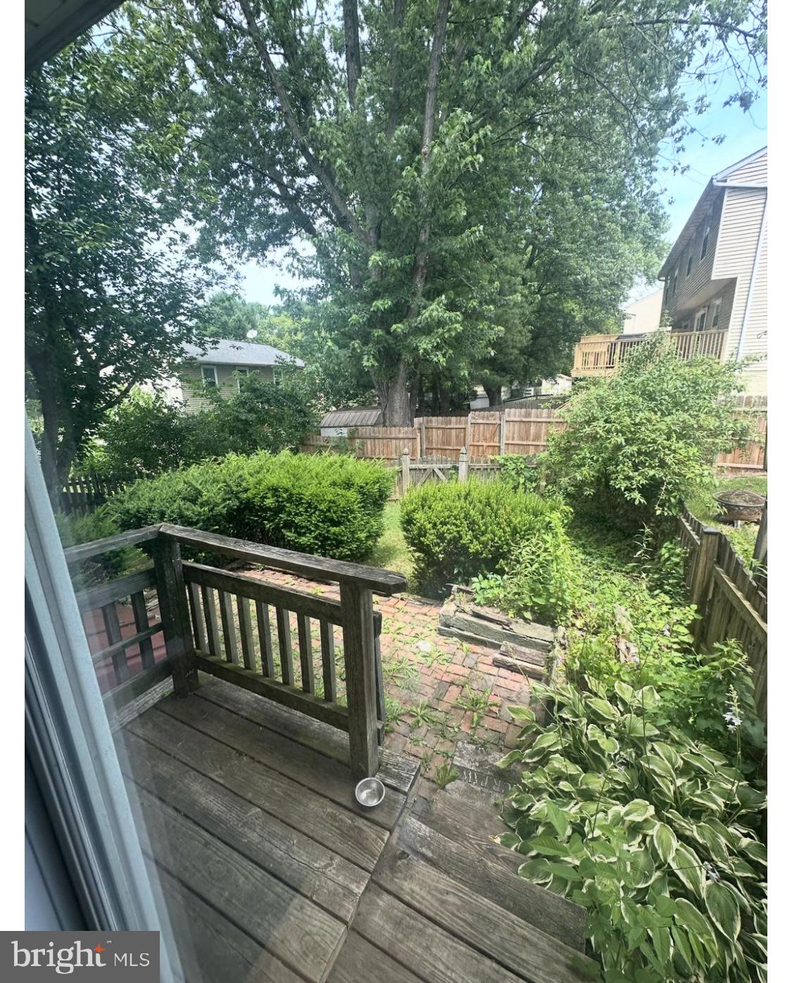 LEXINGTON RUN - Residential