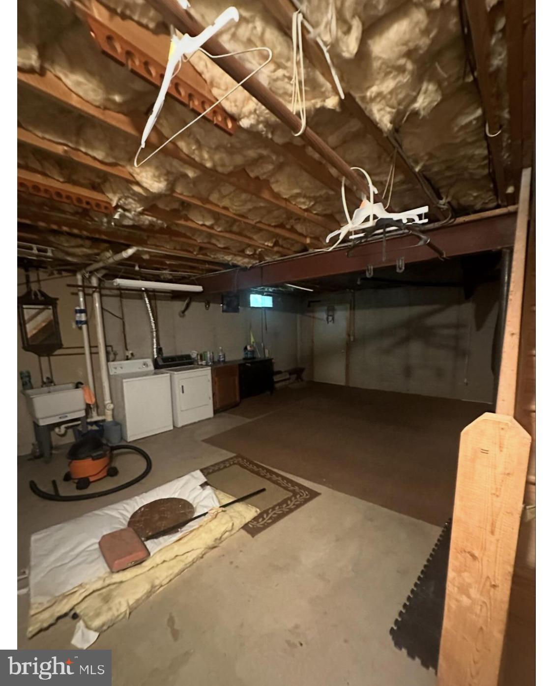 LEXINGTON RUN - Residential