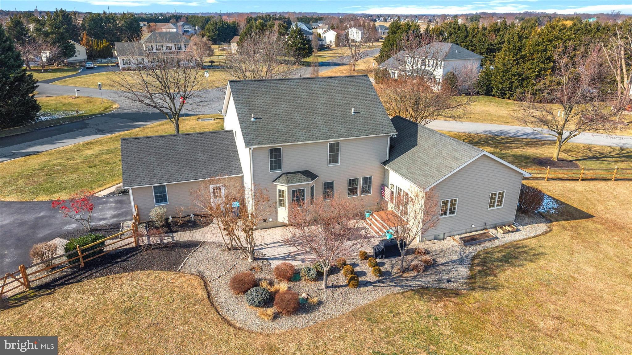 FOX HUNTER CROSSIN - Residential