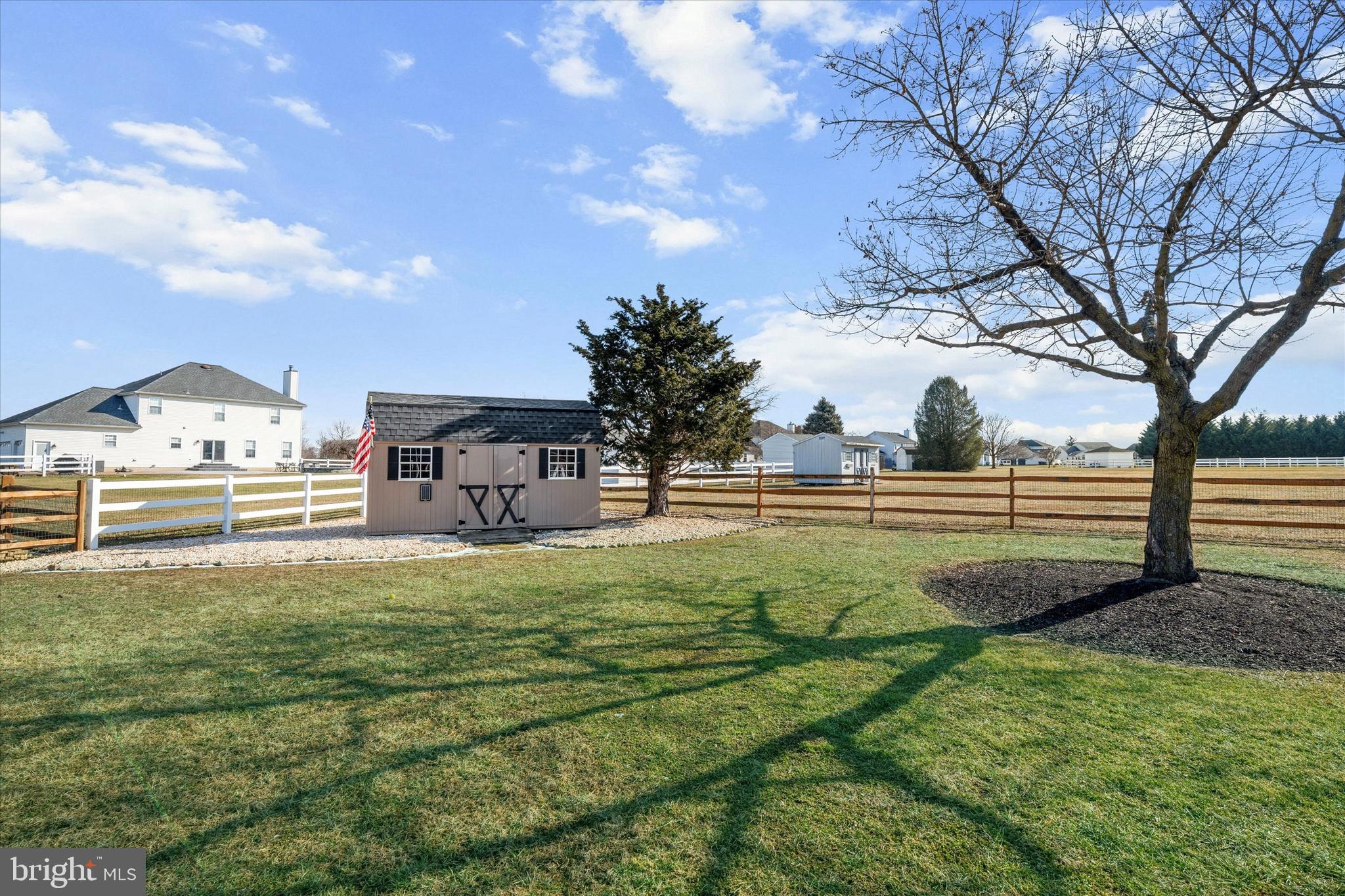 FOX HUNTER CROSSIN - Residential