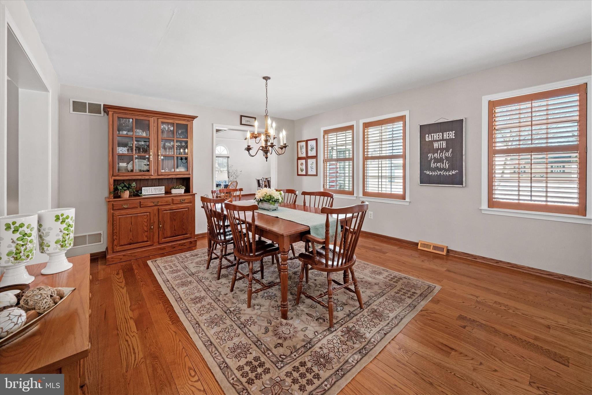 FOX HUNTER CROSSIN - Residential