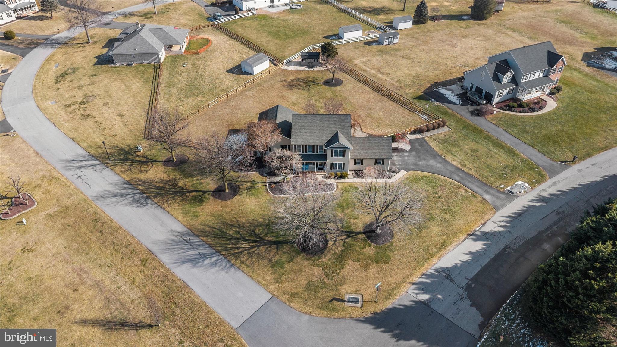 FOX HUNTER CROSSIN - Residential