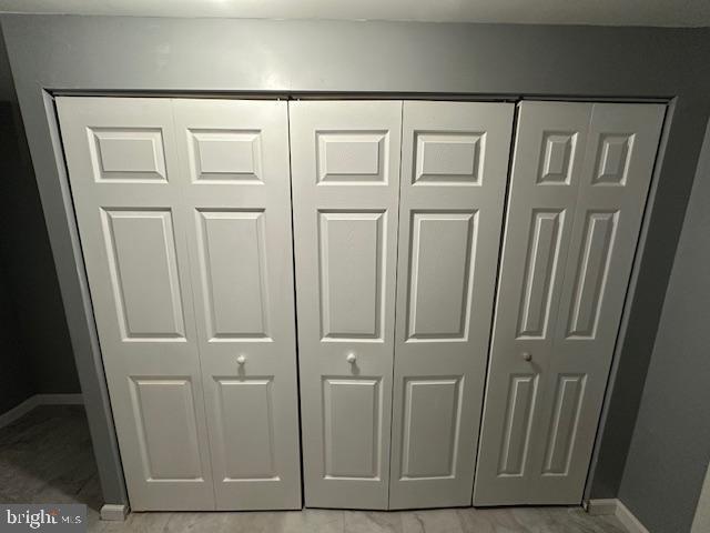 ASHFORD OAKS - Residential