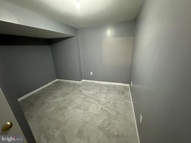 ASHFORD OAKS - Residential