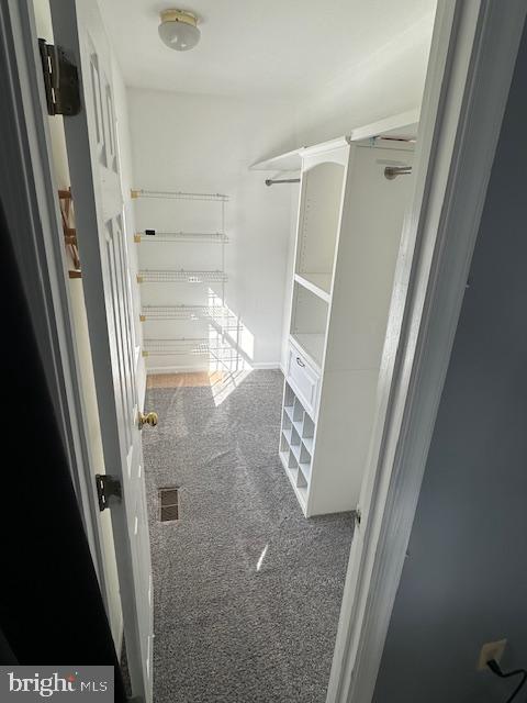 ASHFORD OAKS - Residential