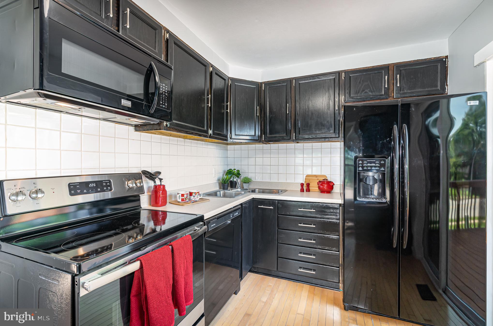 BELMONT CONDOMINIUMS - Residential