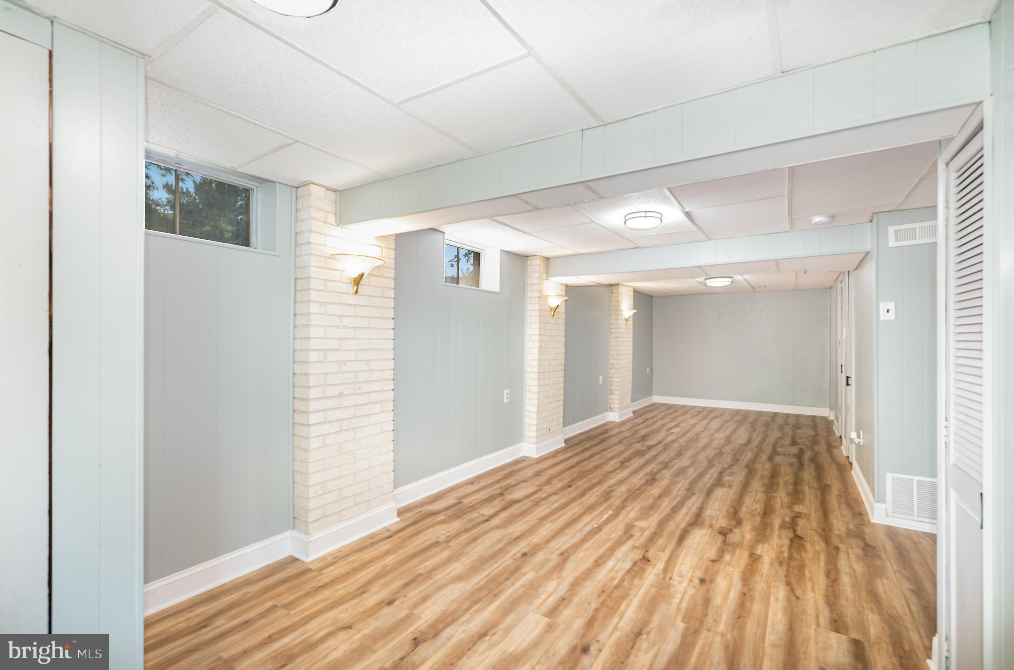 BELMONT CONDOMINIUMS - Residential