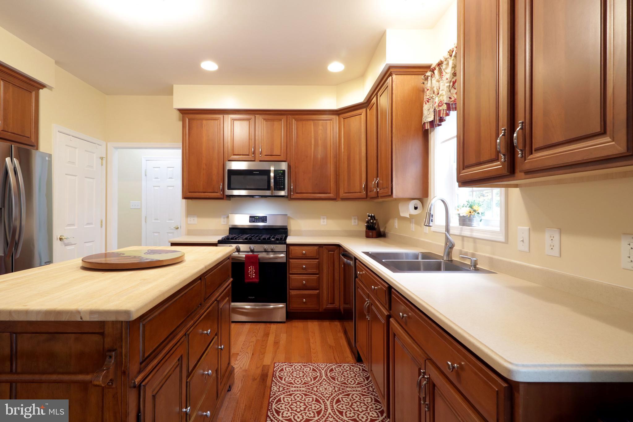 SAWMILL ACRES - Residential