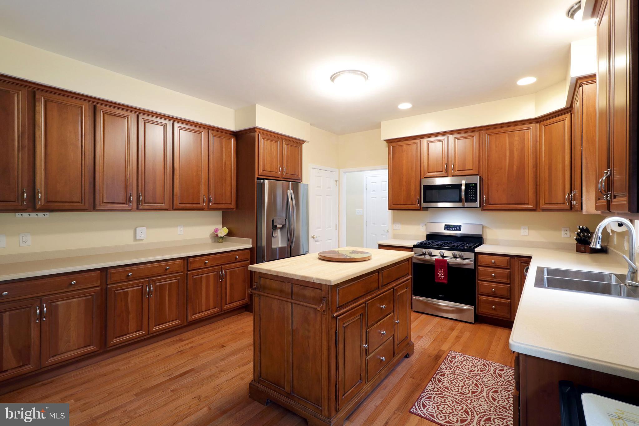 SAWMILL ACRES - Residential