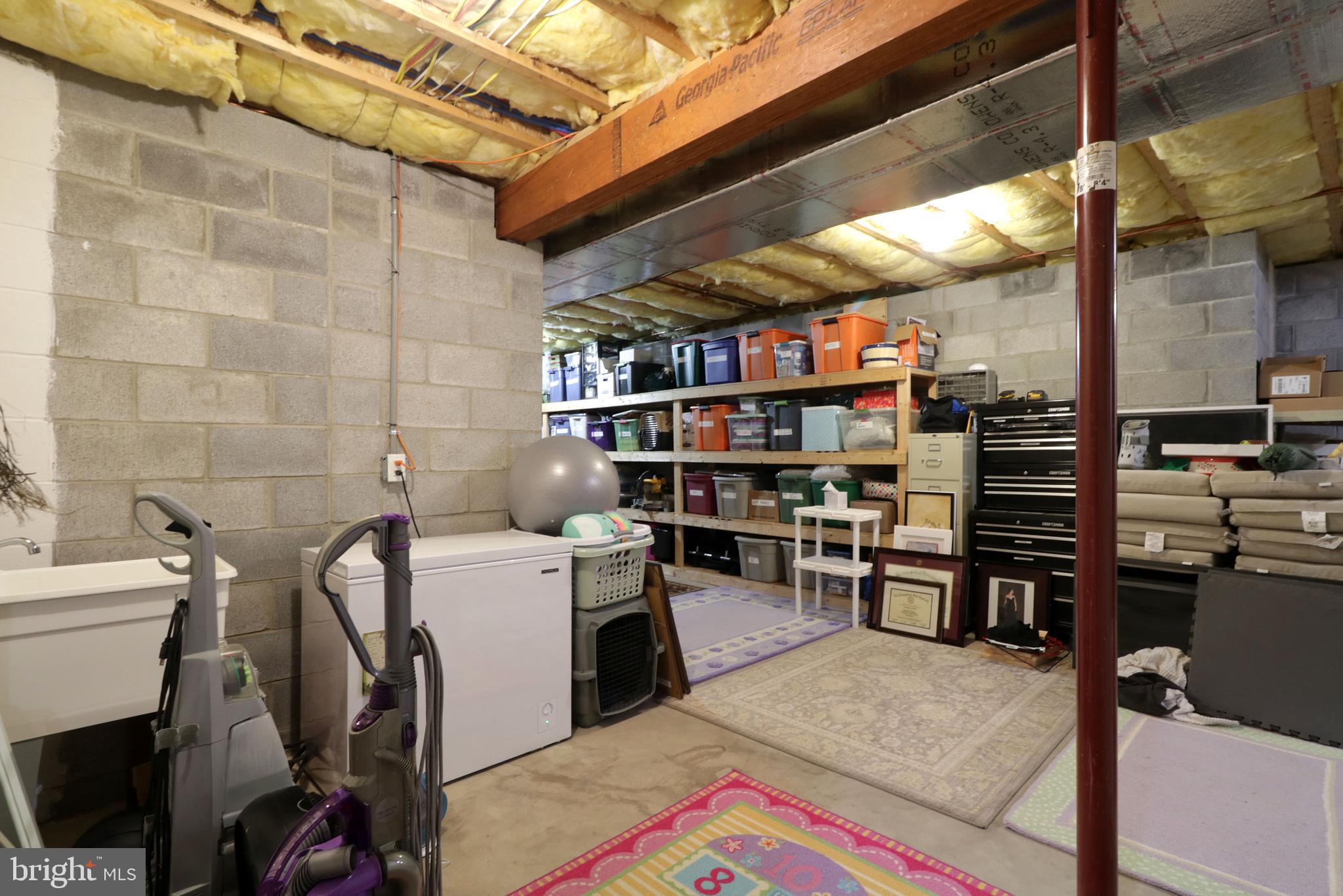 SAWMILL ACRES - Residential