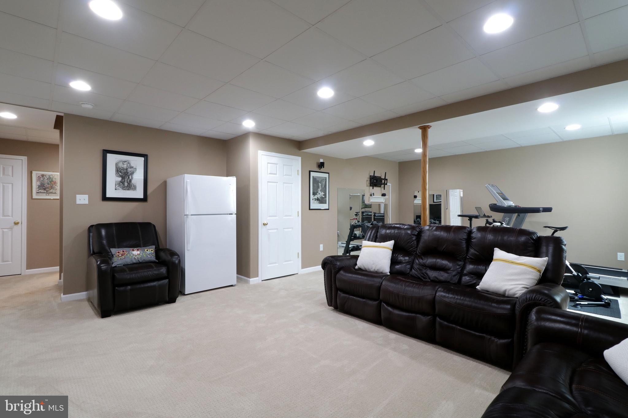 SAWMILL ACRES - Residential