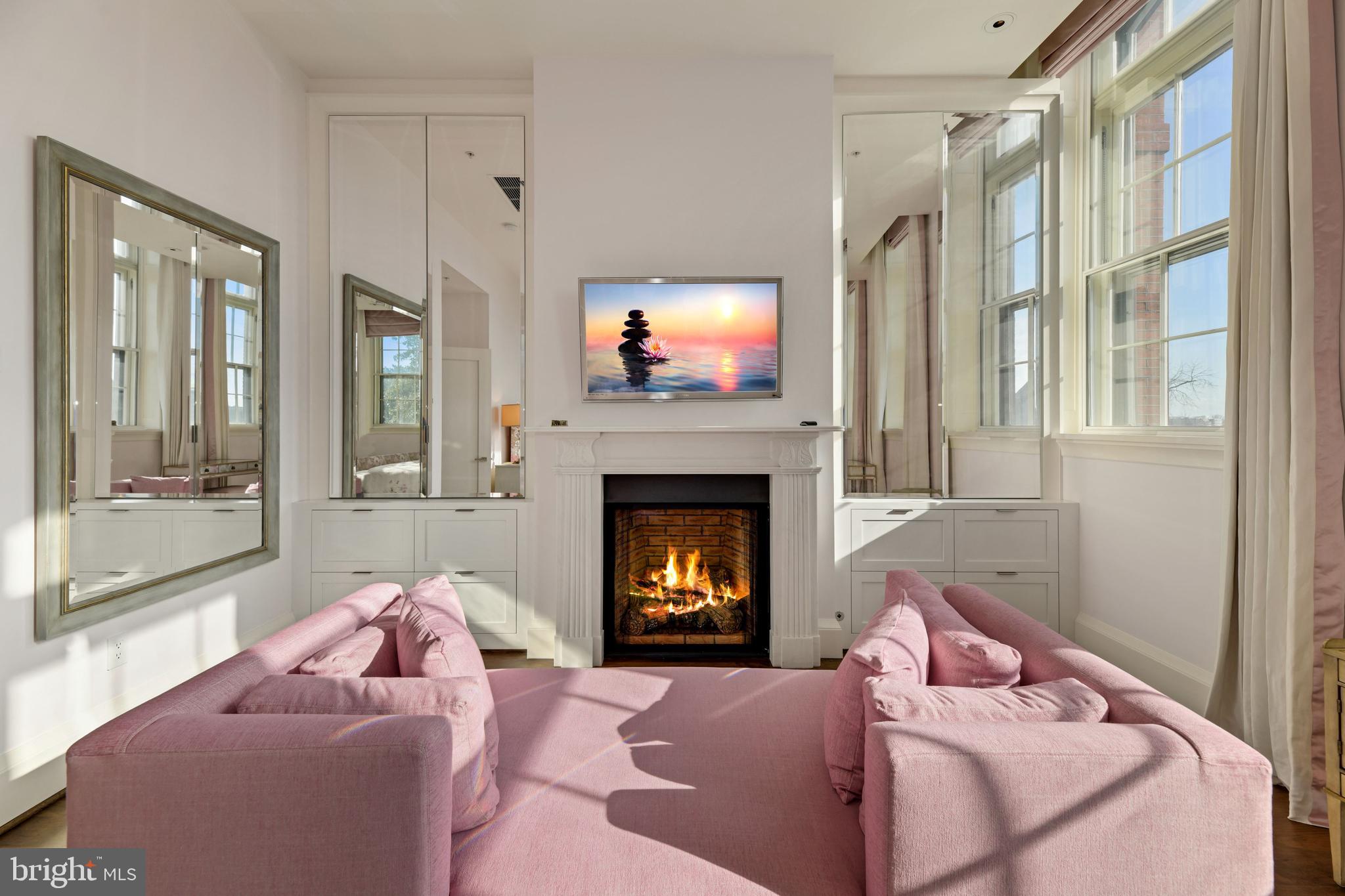 GEORGETOWN - Residential