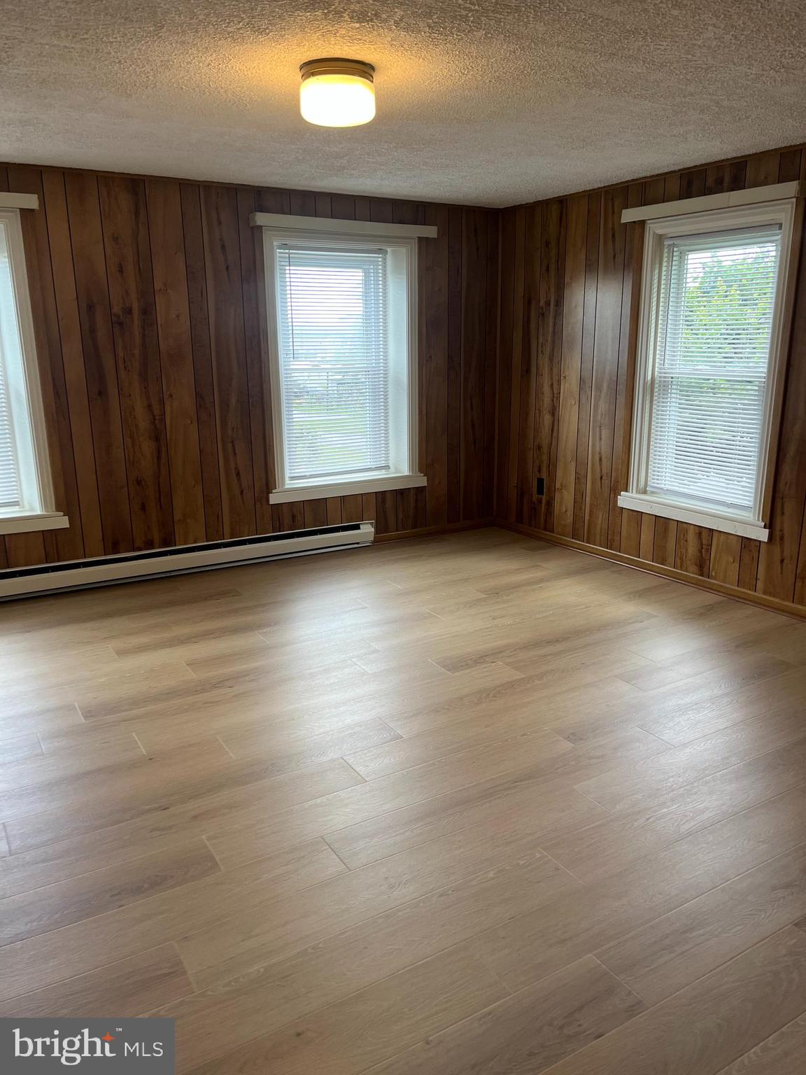 MARION - Residential Lease