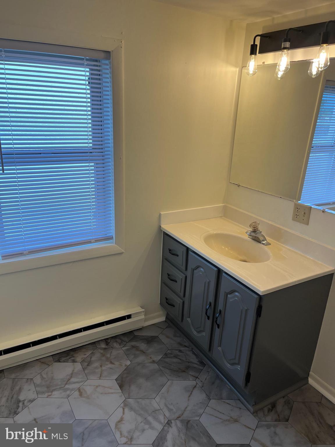 MARION - Residential Lease